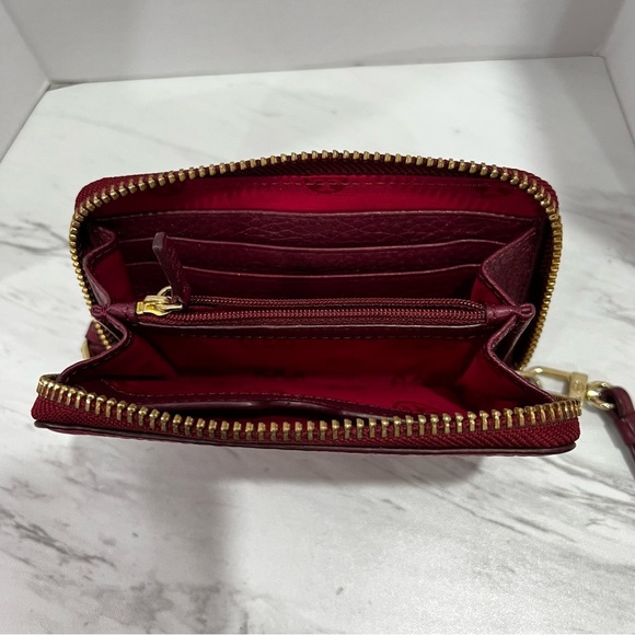 Tory Burch Burgundy Fuchsia Pink Wristlet Wallet Leather & Gold Tone Hardware - Picture 9 of 11